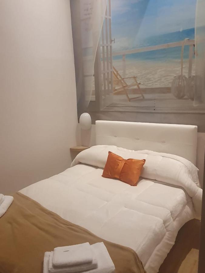 Venezia Rooms Napoli Esterno foto
