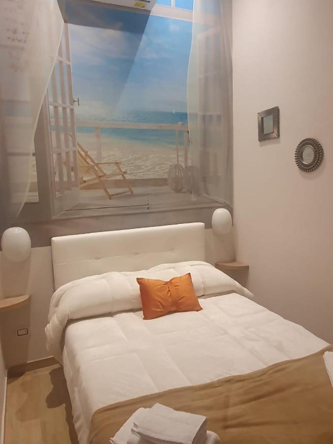 Venezia Rooms Napoli Esterno foto